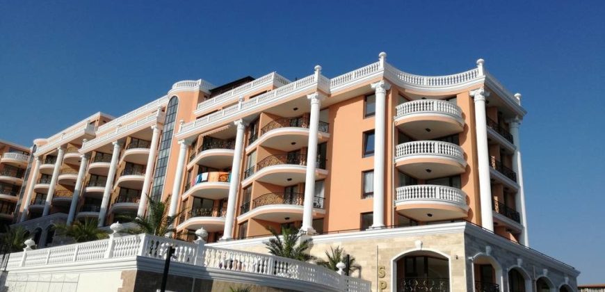 Appartement in Saint Vlas mit Meerblick