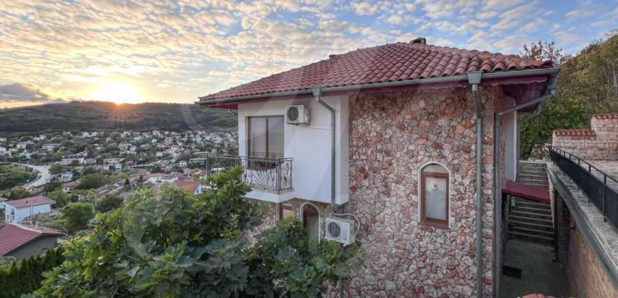 Haus in Baltschik mit wunderbarem Meerblick